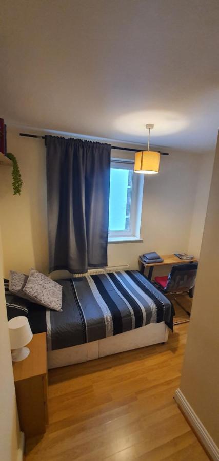 Double Room&Private Bath Near The Square Mile Londen Buitenkant foto
